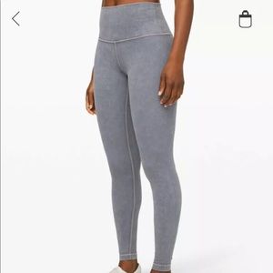 Wonder Under High-Rise Snow Washed Luna size 6